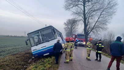 Łódzkie: Wypadek szkolnego autobusu 