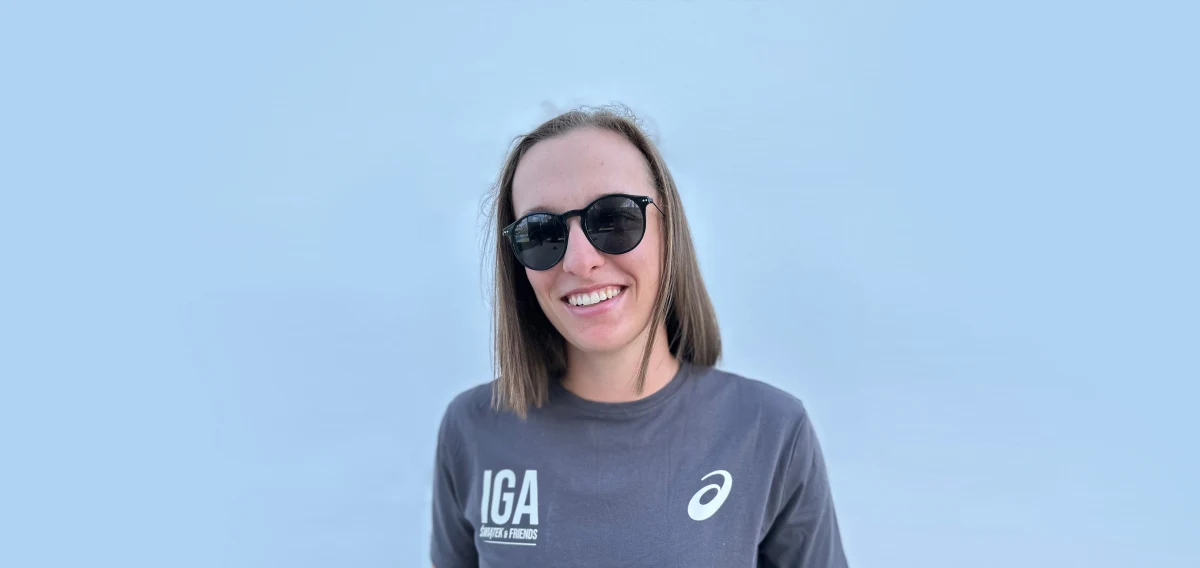 UNICEF Polska i Iga Świątek po raz kolejny łączą siły! Dziś ruszają aukcje charytatywne i sprzedaż limitowanych koszulek. Zebrane środki zostaną przekazane UNICEF Polska na pomoc dzieciom z Ukrainy przebywającym w Polsce.