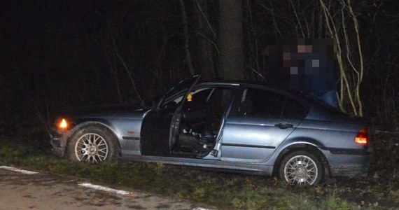 Pościg i policyjne strzały ostrzegawcze w okolicach Chełma na Lubelszczyźnie. Na szczęście nikomu nic się nie stało. Uciekającego BMW pijanego kierowcę udało się zatrzymać. 