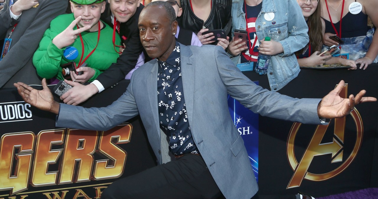 Nominowany do Oscara aktor Don Cheadle w filmach z Kinowego Uniwersum Marvela wciela się w postać pułkownika Jamesa Rhodesa, znanego również jako War Machine. Jak się okazuje, nie miał wiele czasu na zastanowienie się, czy chce zagrać tę postać. Jak zdradza sam aktor, decyzję musiał podjąć w zaledwie dwie godziny.