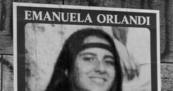 Watykański wymiar sprawiedliwości wszczął nowe dochodzenie w sprawie zaginięcia prawie 40 lat temu Emanueli Orlandi - poinformował Watykan potwierdzając doniesienia mediów. Jak wyjaśniono, uruchomienie nowego postępowania to rezultat także próśb kierowanych przez rodzinę zaginionej córki pracownika Watykanu.