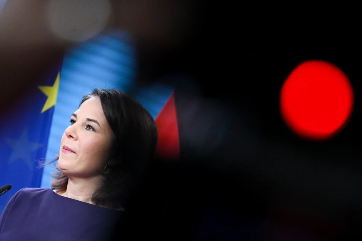 Z niespodziewaną wizytą w Charkowie pojawiła się minister spraw zagranicznych Niemiec Annalena Baerbock. Szefowa dyplomacji RFN obiecała Ukrainie zwiększenie dostaw broni, a także „konkretną ofertę” pomocy dla kraju w przystąpieniu do Unii Europejskiej.