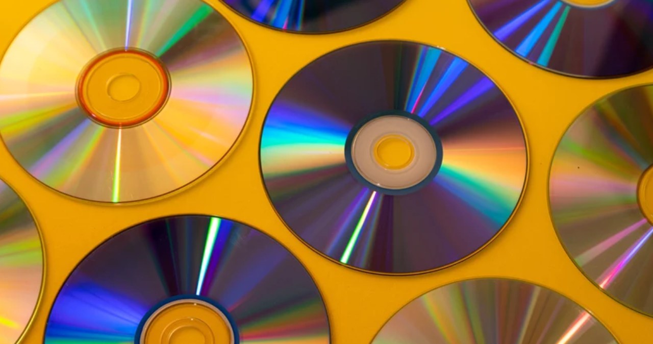 Nostalgiczna podróż w czasie. 758 dysków z hitowymi grami trafiło do sieci!