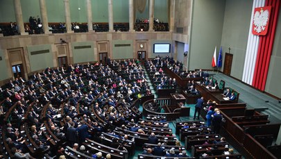 Ustawa o SN skierowana do prac w komisji. Kto i jak głosował?