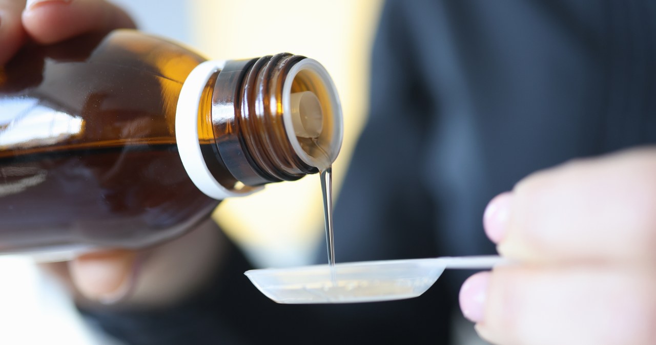 Toksyczne syropy na kaszel. Rośnie liczba ofiar śmiertelnych