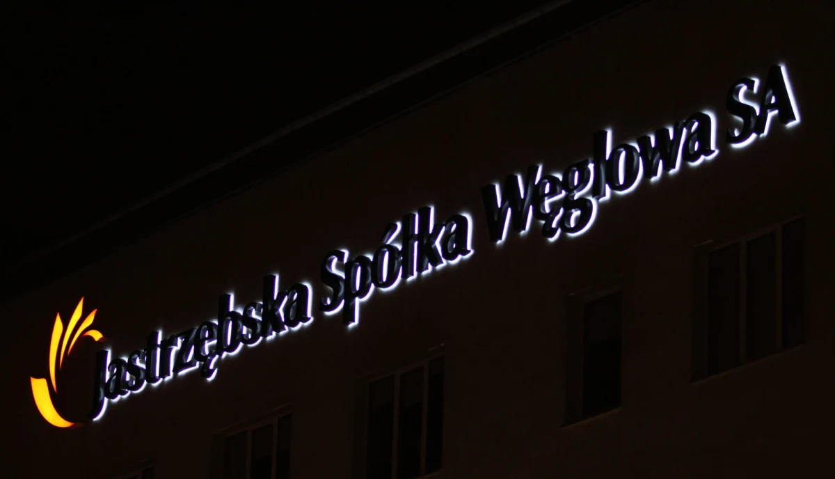 Związkowcy z Jastrzębskiej Spółki Węglowej zapowiadają rozpoczęcie przygotowań do akcji protestacyjnych. Dziś spotkali się z zarządem spółki, by rozmawiać o podwyżkach. Związki domagają się 25-procentowego wzrostu wynagrodzeń, argumentując to dobrym wynikiem finansowym JSW. 