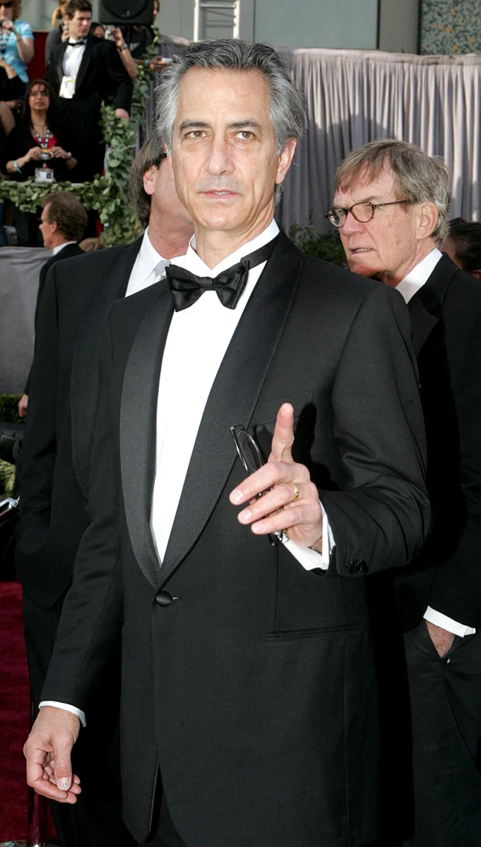 4 lutego na deskach Teatru Muzycznego w Poznaniu wystawiony zostanie monodram „Zapamiętaj. Świadectwo Jana Karskiego”. W tytułową rolę wciela się amerykański aktor David Strathairn, który w rozmowie z RMF FM opowiada o sztuce i stawianej przez nich pytaniach.