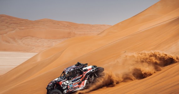 Michał Goczał i Szymon Gospodarczyk wygrali 12. etap Rajdu Dakar 2023. Marek Goczał z Maciejem Martonem zajęli dziś 3. miejsce. Zawodnicy mają za sobą drugą część etapu maratońskiego i powracają na biwak w Shaybah.