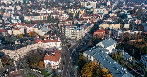 ​Pięciu radnych miejskich z Przemyśla może stracić mandaty. Wojewoda podkarpacka Ewa Leniart skierowała w tej sprawie pytanie do przewodniczącego Rady Miasta. 