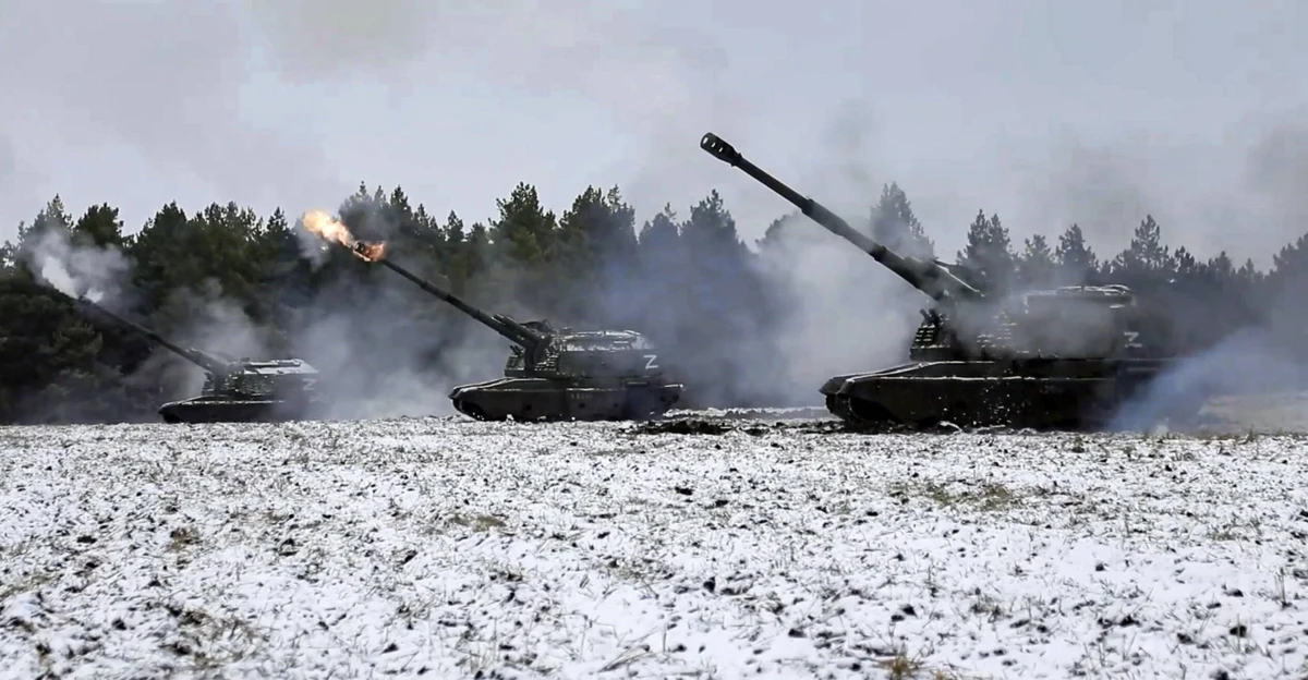 ​Rosyjskie ministerstwo obrony poinformowało o przejęciu Sołedaru w obwodzie donieckim. Wojsko ukraińskie zaprzecza i przekonuje, że nadal trwają tam walki. Z kolei założyciel tzw. grupy Wagnera Jewgienij Prigożyn twierdzi, że Moskwa próbuje ukraść sukces jego najemnikom. Później resort obrony jednak wypuścił nowy komunikat i uwzględnił udział najemników w walkach. 