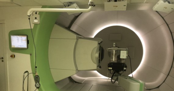 To przełom w leczeniu nowotworów u dzieci. Mali pacjenci wreszcie mogą korzystać z terapii protonowej przy wykorzystaniu jedynego w Polsce cyklotronu znajdującego się w krakowskim Instytucie Fizyki Jądrowej PAN.