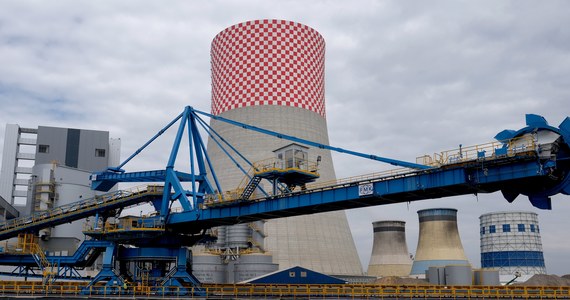 Rafako wezwał Tauron Wytwarzanie o zapłatę 606,5 mln zł oraz spółkę Tauron Polska Energia o zapłatę 251,1 mln zł - podała w komunikacie spółka. 