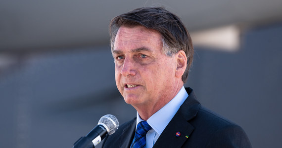 ​Sąd Najwyższy Brazylii zlecił w piątek Prokuraturze Generalnej dochodzenie przeciwko byłemu prezydentowi Jairowi Bolsonaro "w związku z podejrzeniem, iż był intelektualnym sprawcą napaści tysięcy swych zwolenników na siedziby najwyższych ośrodków władzy w stolicy kraju Brasilii".