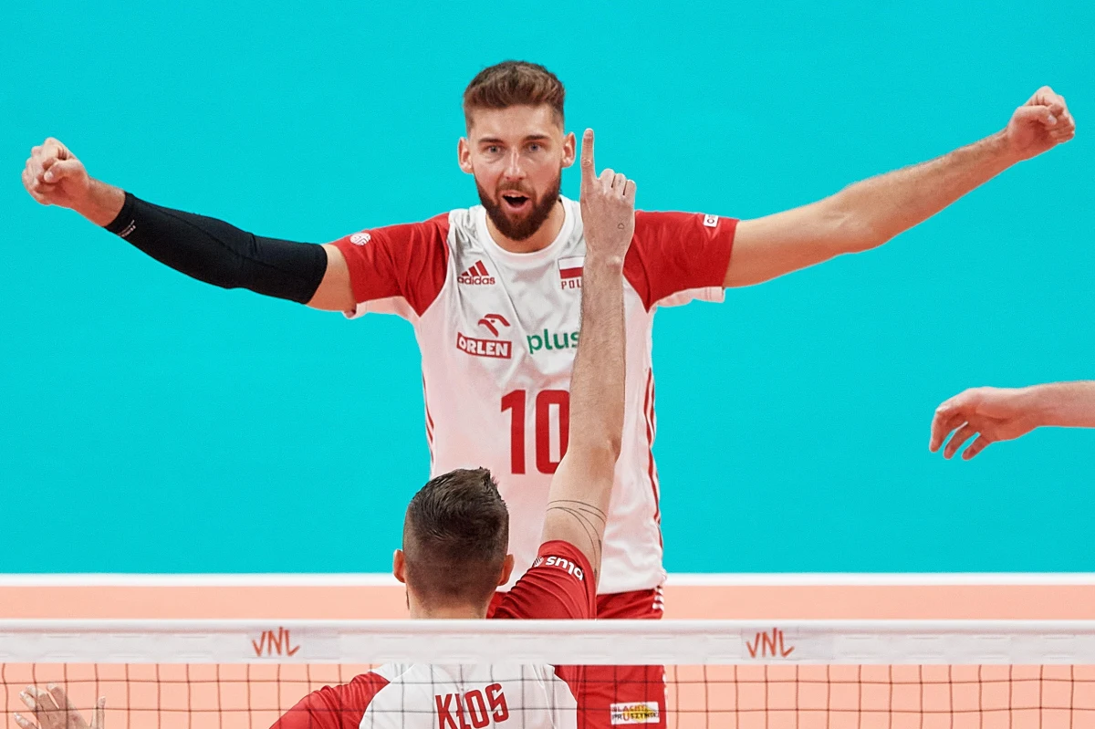 Przyjmujący Bartosz Bednorz został zawodnikiem Grupy Azoty Zaksy Kędzierzyn-Koźle. Siatkarz w tym sezonie grał w chińskim zespole Shanghai Bright.