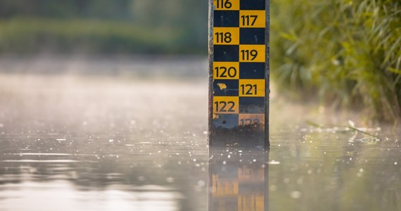 ​Do godz. 13:00 w niedzielę ważne będzie ostrzeżenie przed wzrostem poziomu wody na rzece Bug (Lubelskie), które wydało Biuro Prognoz Hydrologicznych IMGW w Krakowie. Stany ostrzegawcze zostały przekroczone już w trzech miejscach w regionie.