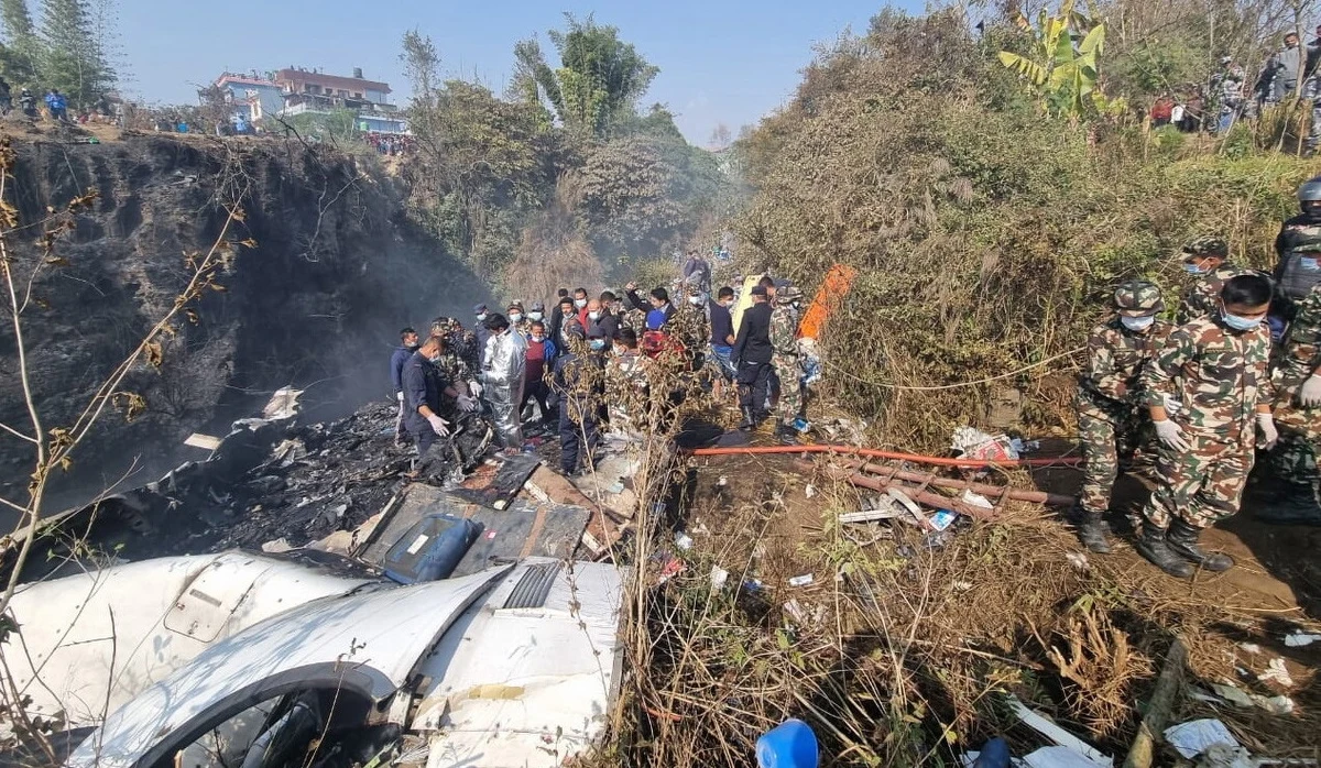 Co najmniej 69 osób zginęło w tragedii samolotu lokalnych linii lotniczych w Nepalu. Maszyna rozbiła się w środkowej części kraju. Pojawiły się doniesienia, że niektóre osoby będące na pokładzie przeżyły. 