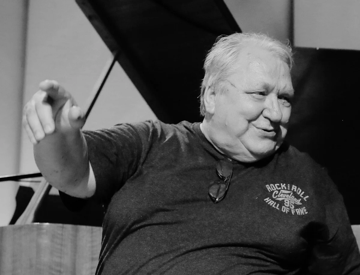 W niedzielę rano zmarł dziennikarz i prezenter muzyczny Marek Gaszyński, autor tekstów ponad 150 piosenek, wśród nich "Snu o Warszawie", twórca książek o tematyce muzycznej. Miał 83 lata.