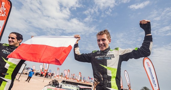 Ogromny sukces Polaka w Rajdzie Dakar! Najmłodszy kierowca w całej imprezie 18-letni Eryk Goczał z pilotem Oriolem Meną z ekipy Energylandia Rally Team wygrał rajd w klasie lekkich pojazdów SSV.