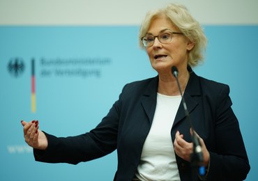 Minister obrony Niemiec podała się do dymisji