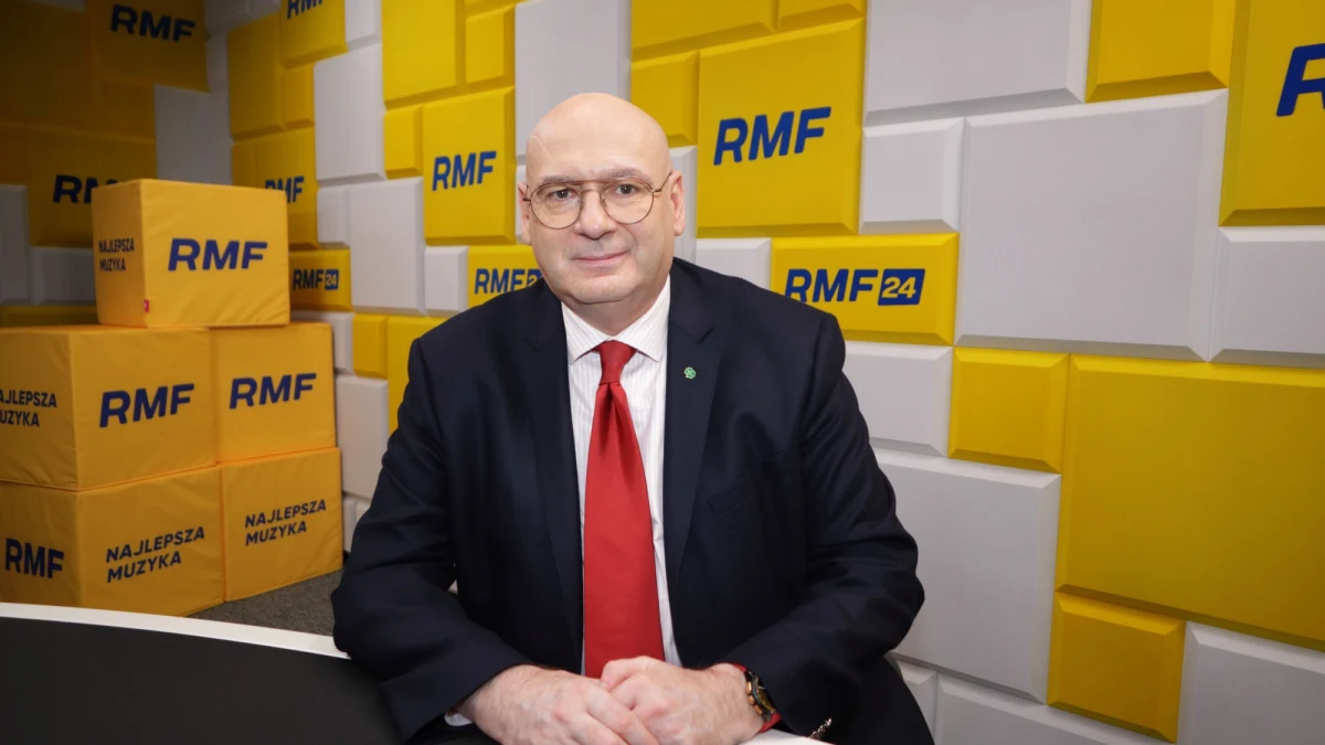 "Opozycja zrobiła to, co do niej należało. Nie dała Prawu i Sprawiedliwości szansy na mówienie o tym, że jesteśmy przeciwko środkom unijnym. Chodziło o to, żeby dać zielone światło na pozyskiwanie środków unijnych. Od 21 miesięcy codziennie ponaglamy rząd PiS, aby nareszcie wziął się do roboty i zadbał o środki unijne" – mówił w Rozmowie w południe w RMF FM Piotr Zgorzelski, wicemarszałek Sejmu i poseł Polskiego Stronnictwa Ludowego, komentując sejmowe głosowanie ws. nowelizacji ustawy o Sądzie Najwyższym.