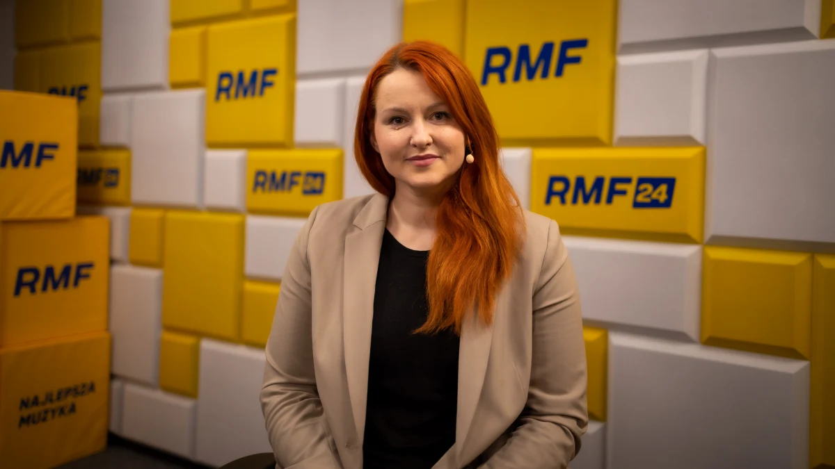 „Poszkodowani trafiają w różnym stanie. Dla nas najważniejsze jest być nie tylko dobrym medykiem, ale też dobrym człowiekiem. Bardzo staramy się, żeby oni czuli się zaopiekowani, żeby czuli, że jesteśmy dla nich. Głaszczemy ich po głowie, mówimy do nich, staramy się pomóc im psychicznie też ten najgorszy dla nich moment przezwyciężyć. Oczywiście tu wchodzi też kwestia medyczna, czyli farmakologia i wszystko to, czym jesteśmy w stanie spowodować, żeby ten poszkodowany w ogóle będzie wiedział co się z nim dzieje lub odzyskał przytomność, bo nie wszyscy są przytomni” – tak o pracy z rannymi żołnierzami na froncie mówiła w Popołudniowej rozmowie w RMF FM Katarzyna Daniszewska, dowódczyni "Awangardy", czyli zespołu polskich medyków na froncie w Ukrainie. Dodała, że decyzja o pomocy rosyjskim jeńcom nie była wcale oczywista. "Wymagało to chwili refleksji" - zaznaczyła.