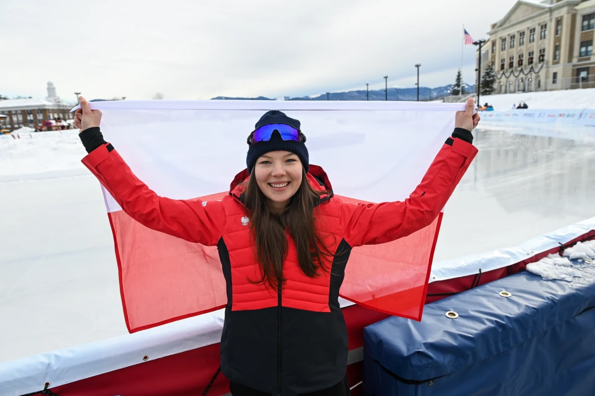 Natalia Jabrzyk zdobyła srebrny medal zimowej Uniwersjady w Lake Placid w łyżwiarskim biegu na 1500 m. To szósty krążek akademickiej reprezentacji Polski w tej imprezie.