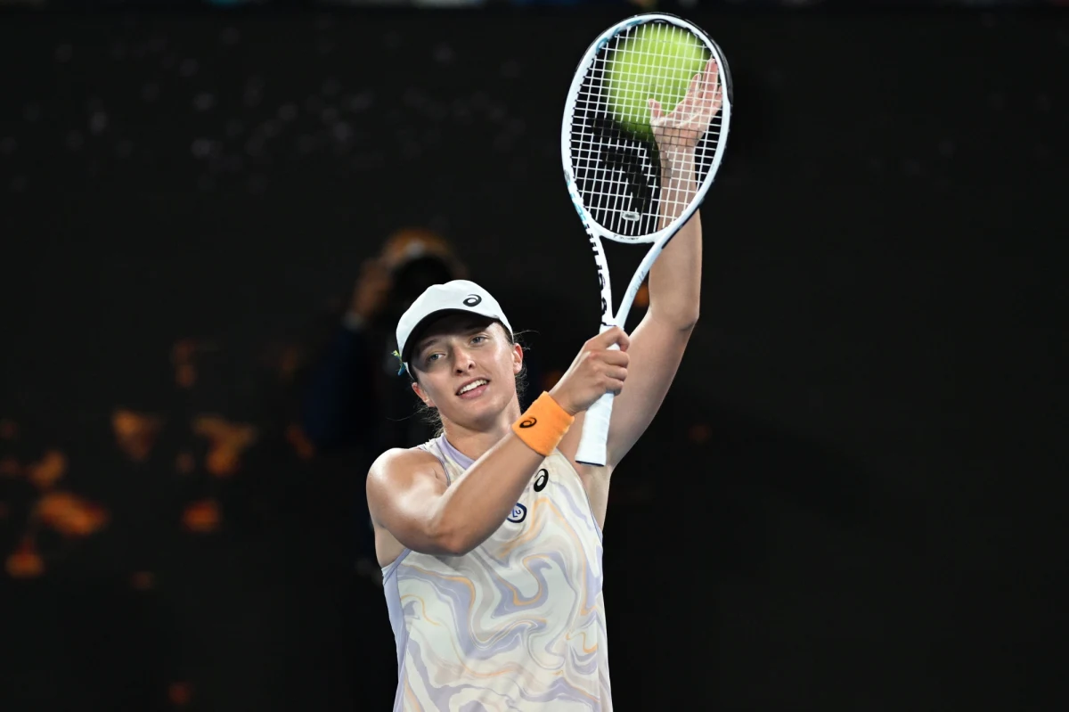 Iga Świątek wygrała z kolumbijską tenisistką Camilą Osorio 6:2, 6:3 i awansowała do trzeciej rundy wielkoszlemowego turnieju Australian Open. Kolejną rywalką Polki będzie Kanadyjka Bianca Andreescu albo Hiszpanka Cristina Bucșa. 