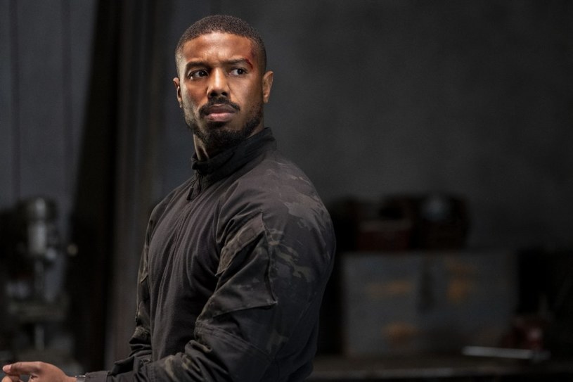 Michael B. Jordan niebawem ponownie wcieli się w rolę agenta CIA Johna Clarka, którą zagrał już wcześniej w filmie "Bez skrupułów Toma Clancy’ego". Tym razem aktor wcieli się w tę postać w ekranizacji wydanej w 1998 roku książki "Rainbow Six" Toma Clancy’ego. Reżyserią tego filmu zajmie się twórca "Johna Wicka", Chad Stahelski.