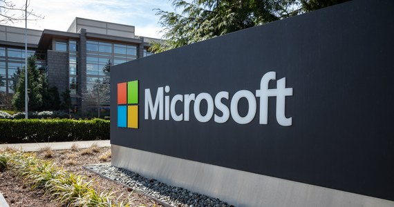 Amerykański gigant na rynku oprogramowania planuje zwolnienie 5 proc. zatrudnionych w firmie pracowników. Szef Microsoftu Satya Nadella powiedział dziś na spotkaniu w szwajcarskim Davos, że firma nie jest odporna na osłabienie globalnej gospodarki.
