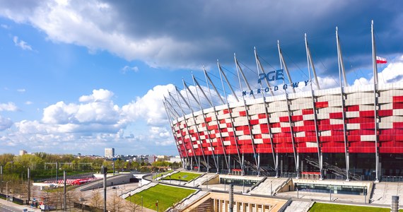 Stadion Narodowy może nie być gotowy na mecz eliminacji mistrzostw Europy Polska - Albania pod koniec marca. Jak informuje dziennikarz RMF FM Mariusz Piekarski, maleją szansę na naprawę dachu stadionu tak, by można było bezpiecznie wpuścić kibiców na trybuny. 