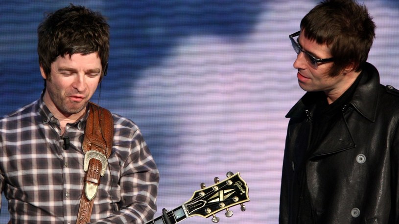Niemal codziennie pojawiają się nowe doniesienia z obozu dawnych muzyków Oasis. Liam Gallagher poprosił fanów o pomoc - nie wie, co ma zrobić w momencie, gdy starszy brat miał "błagać go o przebaczenie". Czy to zwiastuje powrót Oasis?