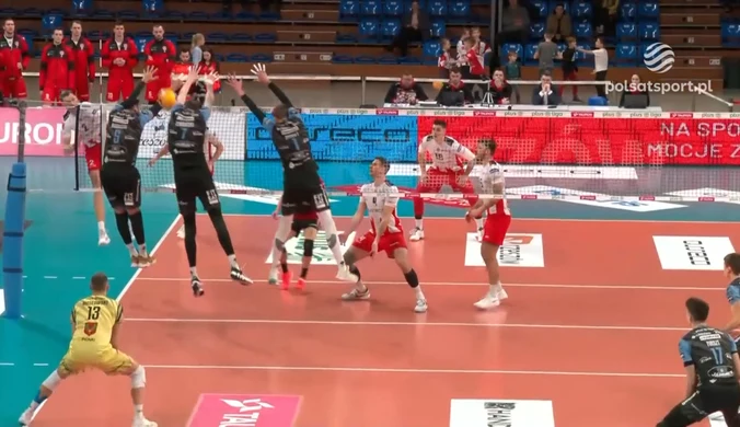 Maciej Muzaj - najlepsze akcje MVP meczu Asseco Resovia – Cerrad Enea Czarni Radom. Wideo