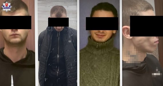 Czterech mężczyzn i jedna kobieta usłyszeli zarzuty udziału w zorganizowanej grupie przestępczej oraz kradzieży z włamaniem do pięciu plebanii w województwie lubelskim; grozi im do 10 lat więzienia – poinformowała w sobotę policja.