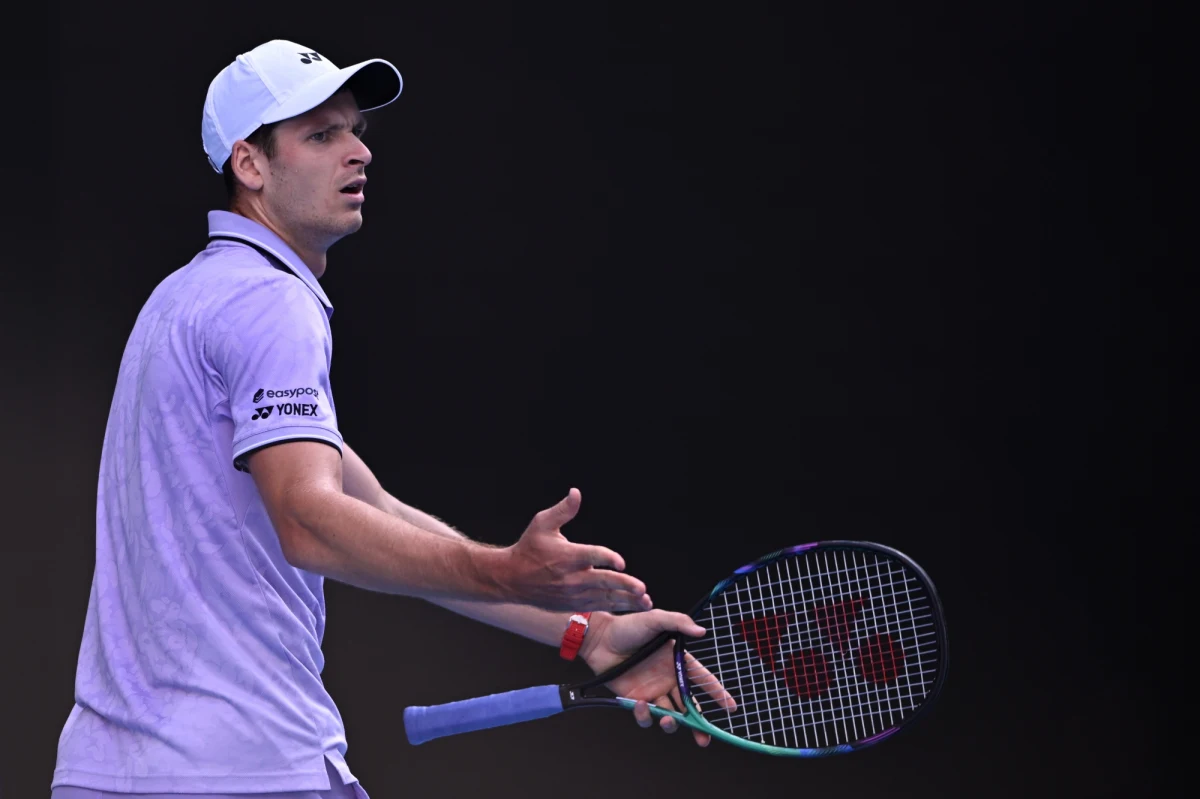 Rozstawiony z "dziesiątką" Hubert Hurkacz odpadł w 1/8 finału wielkoszlemowego turnieju Australian Open w Melbourne. Polak po trwającym niemal trzy i pół godziny meczu przegrał z amerykańskim tenisistą Sebastianem Kordą (nr 29.) 6:3, 3:6, 2:6, 6:1, 6:7 (7-10).