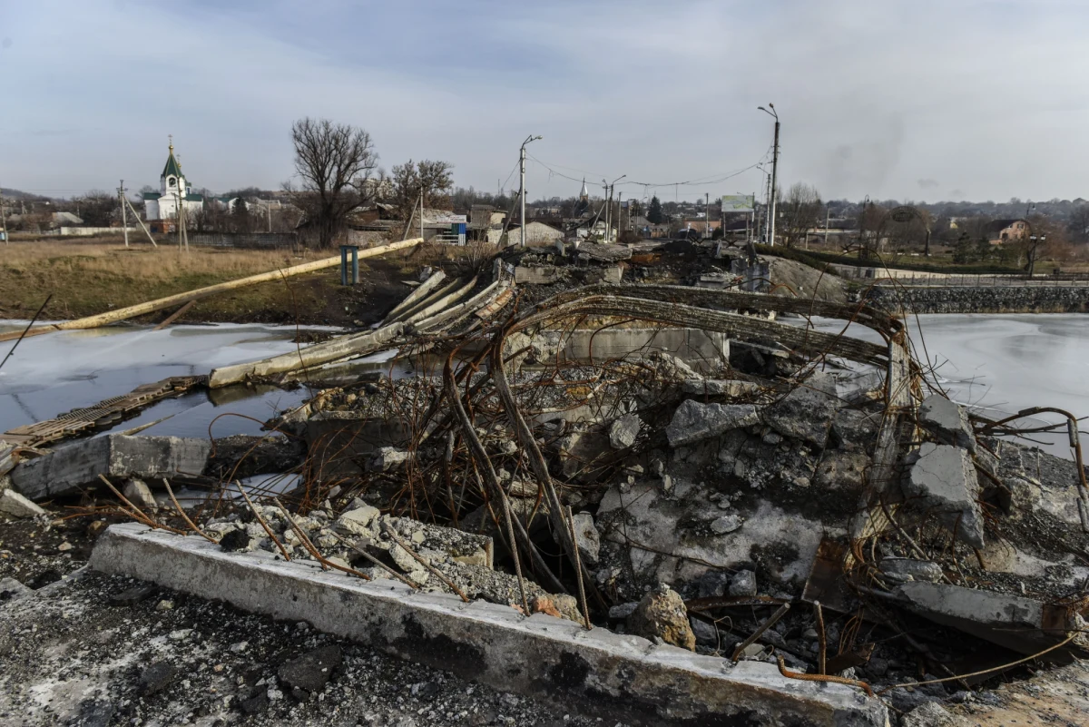 Siły ukraińskie przetrzymują Rosjan w Bachmucie, obrona miasta ma sens pod względem strategicznym. Ale efekt działań Ukraińców jest osłabiany z powodu zwłoki Zachodu w dostarczaniu broni potrzebnej do kontrofensywy - ocenia w najnowszym raporcie Instytut Studiów nad Wojną.