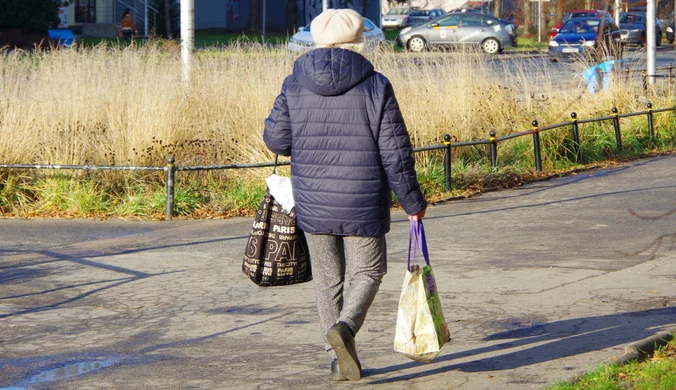 Sondaż: Prawie 50 proc. Polaków chce obniżyć wiek emerytalny