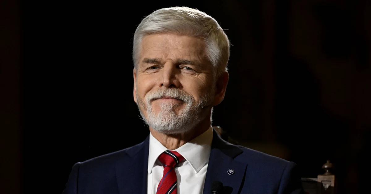 ​Jeśli zostanę prezydentem Czech, w moją drugą podróż zagraniczną udam się z wizytą do Polski, by zapewnić, że dotrzymujemy umów - ogłosił kandydat na prezydenta Czech generał Petr Pavel. Skrytykował przy tym słowa swojego rywala Andreja Babisza, który podczas debaty ogłosił, że nie wysłałby czeskich żołnierzy na pomoc sojusznikom z NATO w przypadku ataku na Polskę lub kraje bałtyckie.