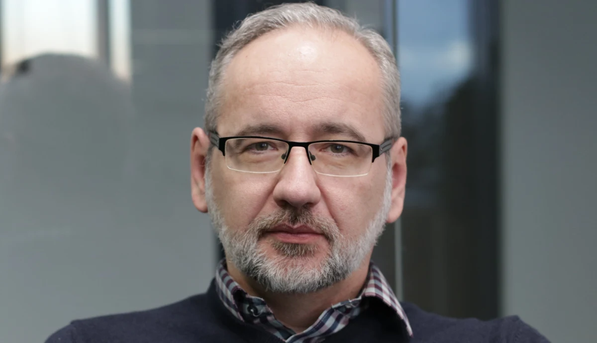 Obserwujemy dalszy duży spadek zakażeń grypowych i grypopodobnych. W minionym tygodniu liczba infekcji zmniejszyła się o blisko 60 tysięcy - przekazał minister zdrowia Adam Niedzielski. 