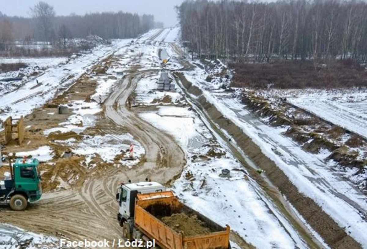 Około 2/3 prac wykonano już przy budowie nowego 7-kilometrowego odcinka Trasy Górna, który połączy Łódź z autostradą A1. Inwestycja za blisko 130 mln zł ma być gotowa pod koniec roku.
