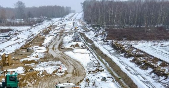 Około 2/3 prac wykonano już przy budowie nowego 7-kilometrowego odcinka Trasy Górna, który połączy Łódź z autostradą A1. Inwestycja za blisko 130 mln zł ma być gotowa pod koniec roku.