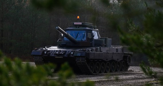 Polska mogłaby się starać o zwrot kosztów za przekazanie Ukrainie leopardów - dowiedziała się dziennikarka RMF FM w Brukseli. Chodzi o możliwość refinansowania z Europejskiego Instrumentu na rzecz Pokoju, którego budżet wynosi 7 mld euro z możliwością dalszego zwiększenia do ponad 10 mld euro do 2027 roku.