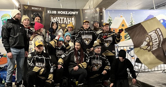 ​Już jutro - 25 stycznia - o g. 19.00 na lodowisku Stadionu Tarczyński Arena rozpoczną się pierwsze otwarte zajęcia łyżwiarskie z przedstawicielami wrocławskich drużyn hokejowych. Chodzi o panie z zespołu Wiedźmy 71 oraz panów z Watahy 71.