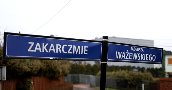 Jeszcze w tym tygodniu planowane są pierwsze prace przy rozbudowie ulicy Tadeusza Ważewskiego – informuje Zarząd Dróg Miasta Krakowa. To oznacza zmiany w organizacji ruchu dla kierowców i pieszych.