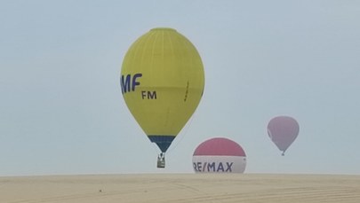 Balon RMF FM nad pustynią w Katarze [ZDJĘCIA, FILMY]