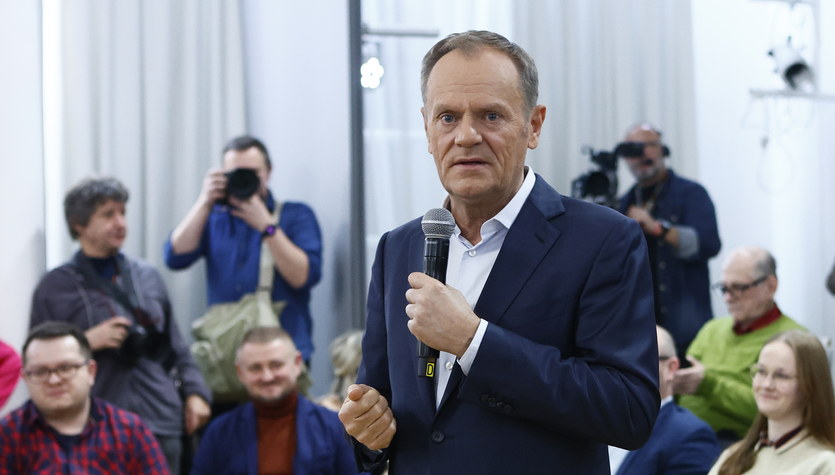 Donald Tusk in Sideless: We will introduce a bill that will reduce the value-added tax on gas to five percent