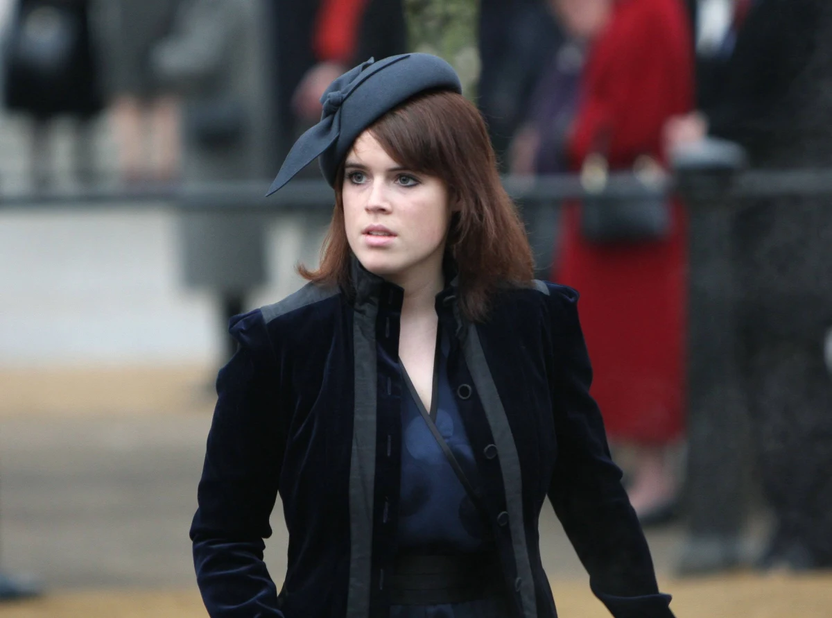 Brytyjska księżniczka Eugenia - bratanica króla Karola III - poinformowała we wtorek, że spodziewa się latem narodzin drugiego dziecka. Będzie to pierwsze dziecko urodzone w rodzinie królewskiej po śmierci Elżbiety II we wrześniu zeszłego roku.