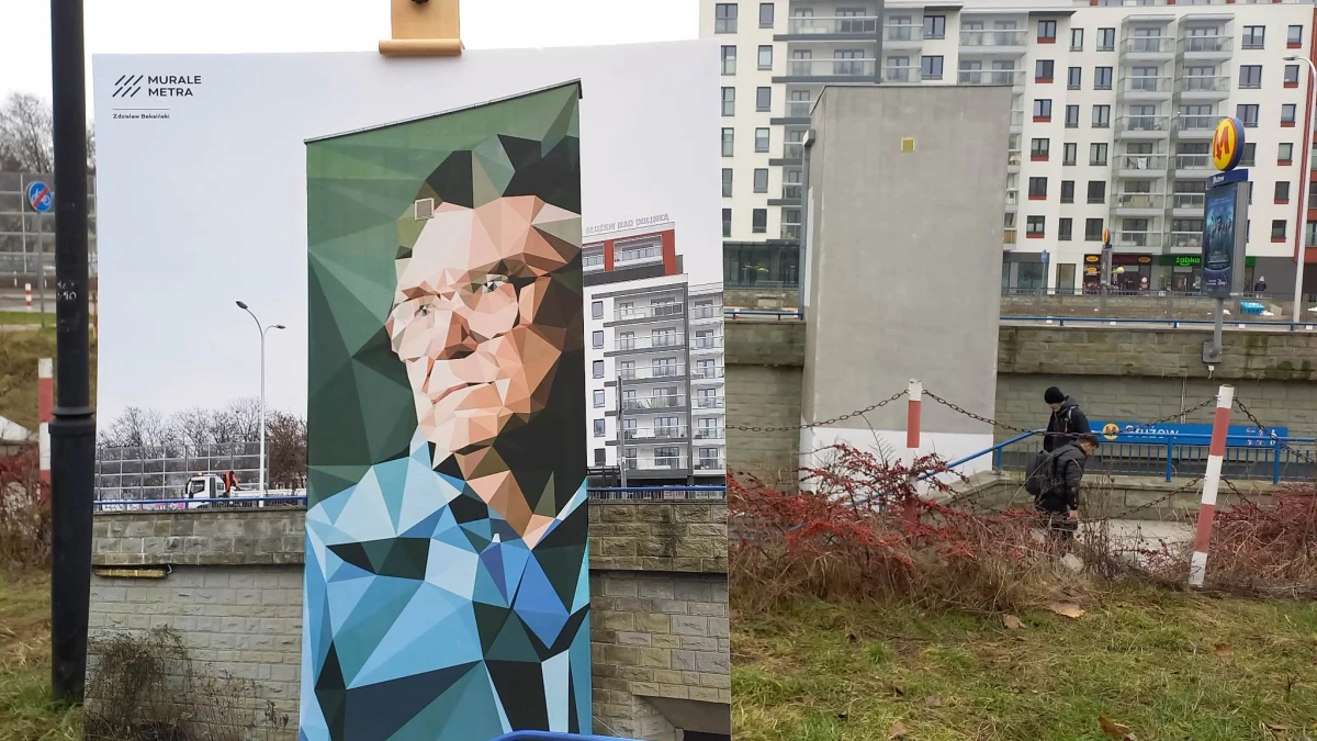 Mural Zdzisława Beksińskiego ma powstać w stolicy.  Wizerunek artysty może pojawić się przy stacji Służew na Mokotowie. Projekt został właśnie złożony w ramach Budżetu Obywatelskiego Warszawy.