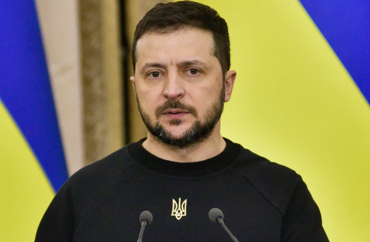 Część rosyjskich telewidzów ze zdziwieniem zobaczyła wieczorem na ekranach swoich telewizorów wystąpienie prezydenta Ukrainy. "To trwało około minuty, Zełenski mówił po ukraińsku. Potem zniknął" - relacjonuje słowami mieszkańca obwodu biełgorodzkiego rosyjska agencja RIA Nowosti.