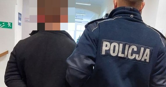 Trzy miesiące spędzi w areszcie 28-latek podejrzany o uporczywe nękanie kobiety i kierowanie wobec niej gróźb. Miał też grozić pozbawieniem życia i uszkodzeniem ciała innym osobom - informuje policja z Bolesławca na Dolnym Śląsku. Mężczyźnie grozi do 8 lat więzienia.