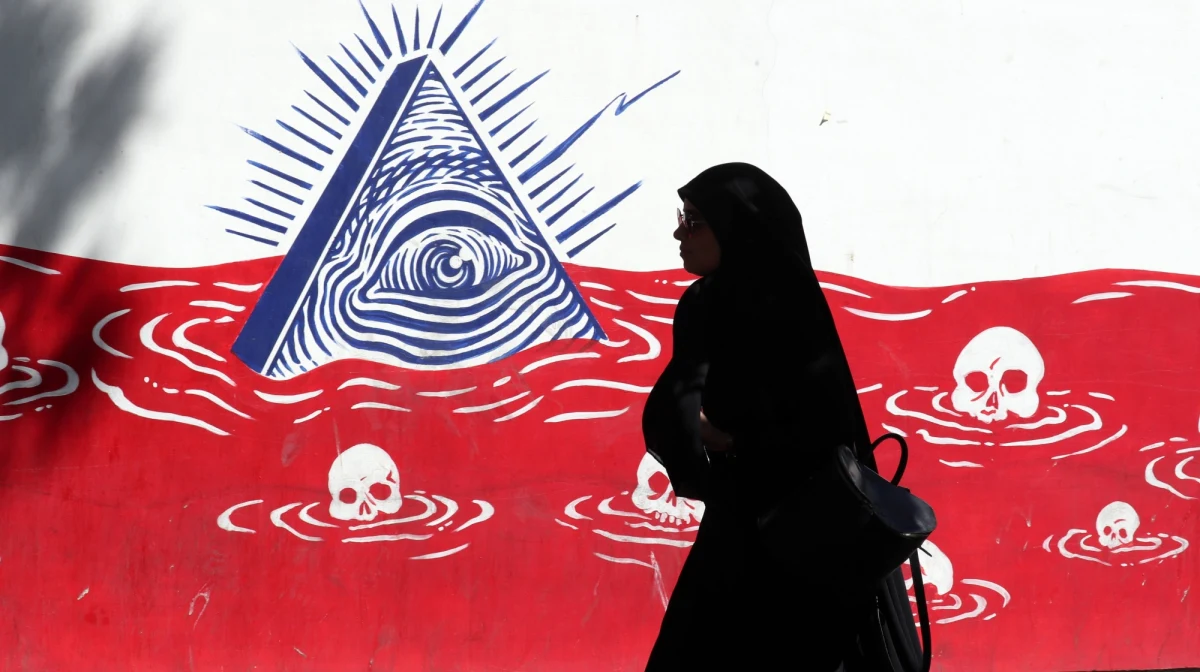 Rafael Grossi, szef Międzynarodowej Agencji Energii Atomowej (MAEA), stwierdził, że zapasów irańskiego wzbogaconego uranu wystarczy nie na jeden, ale na kilka pocisków nuklearnych - podała agencja AP. 